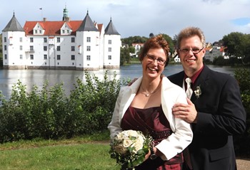 Ehepaar am Schloss 